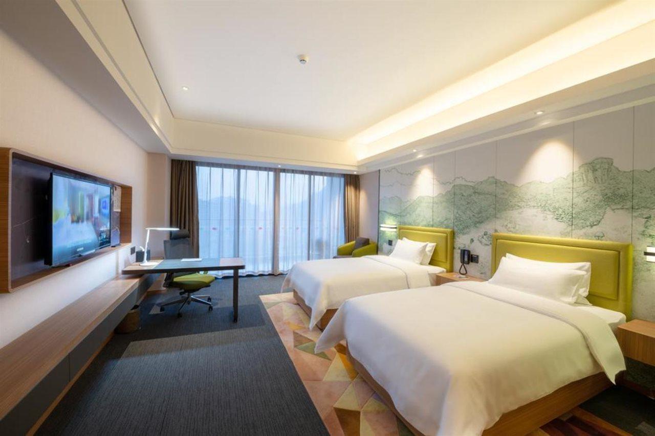 Hotel Hampton By Hilton Qingyuan Qingxin District Exterior foto